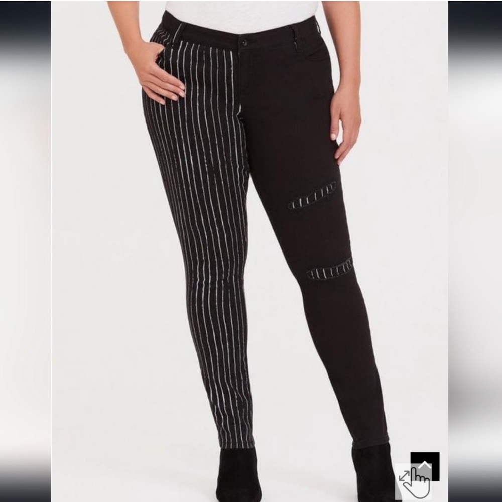 TORRID NIGHTMARE BEFORE XMAS SKINNY